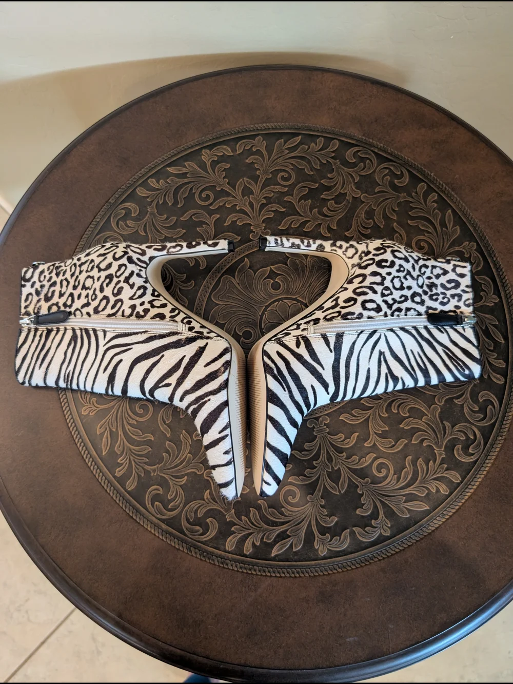 Guess Tabare Animal-Print Ankle Booties - Picture 2 of 13